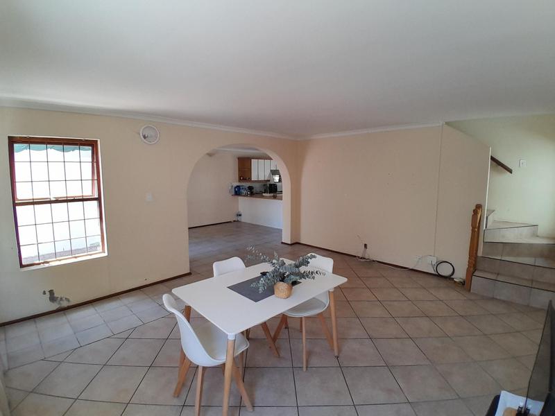 3 Bedroom Property for Sale in Rondebosch Western Cape
